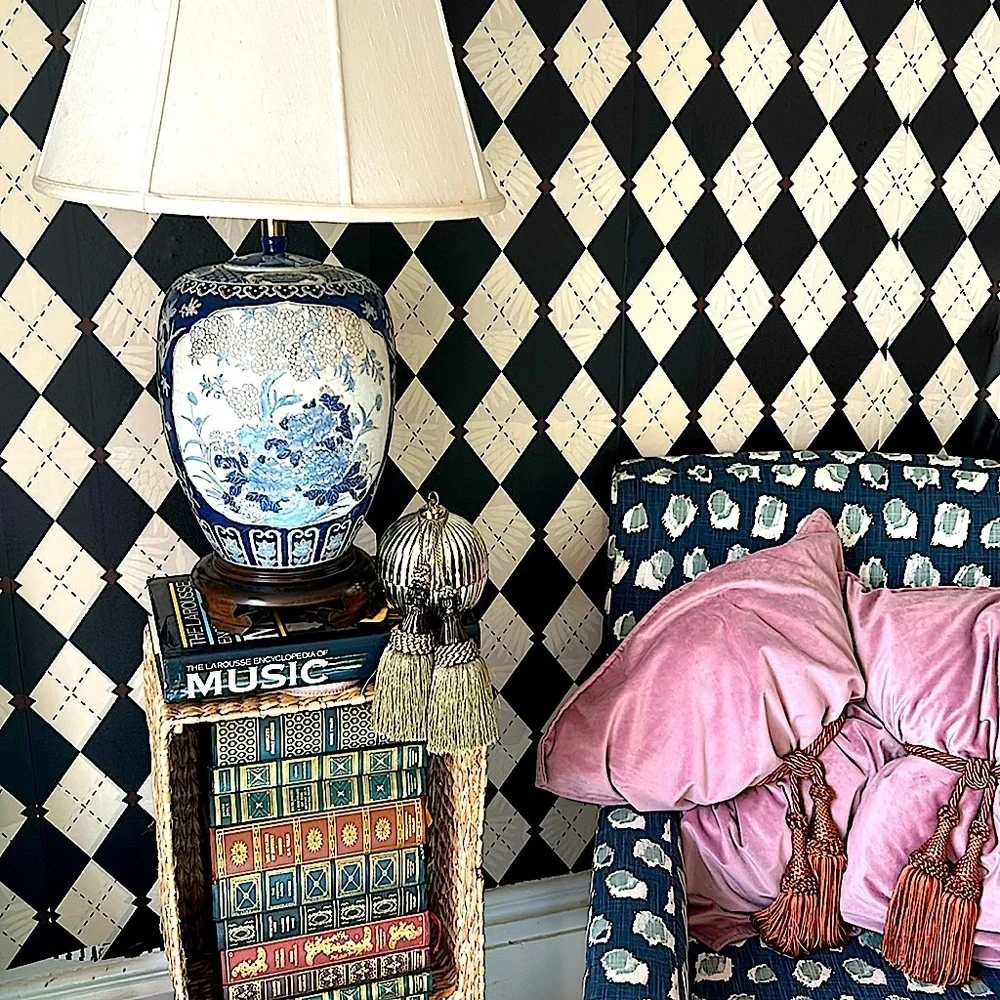 Vintage Chinoiserie Textured Table Lamp – Cultured‎ Elegance